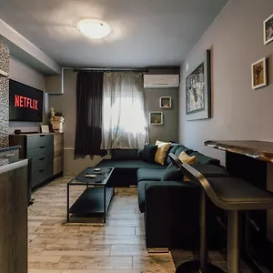 Διαμέρισμα Lef, Θεσσαλονίκη